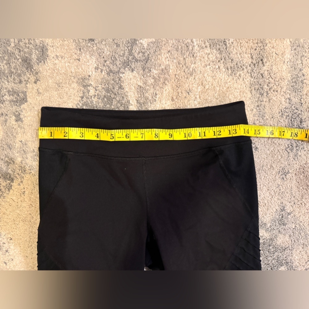 JoyLab Black Leggings with Ribbed Accents - Picture 5 of 6